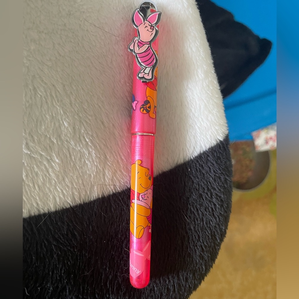 New Disney Piglet Winnie the Pooh. Pen 🖊️